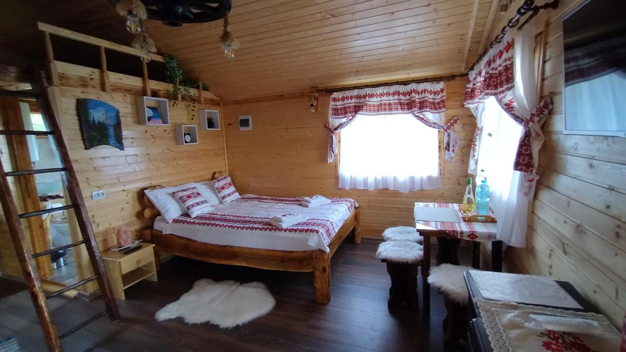 Chalets Du Bf Sighisoara Bagian luar foto